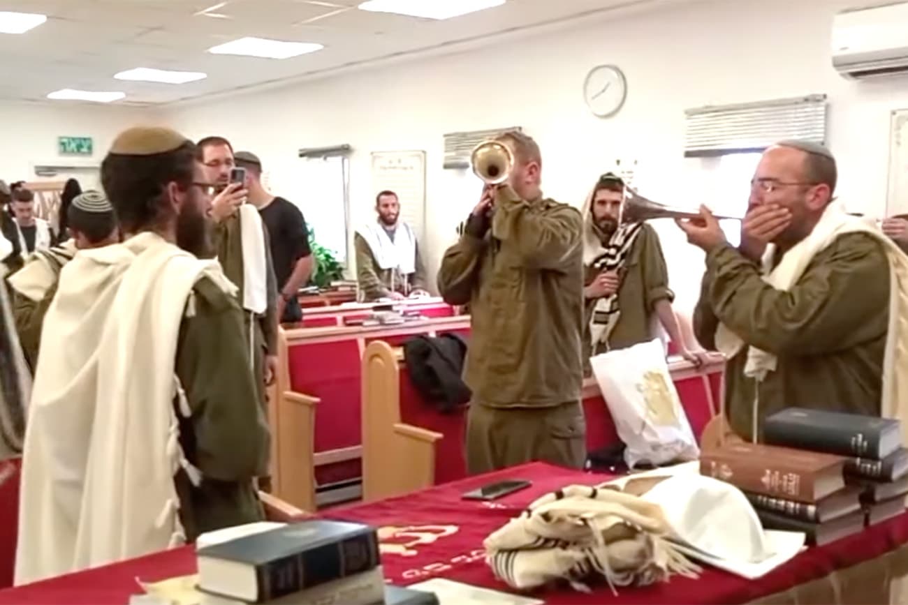 The Silver Trumpets of War Read Messiah Online FFOZ